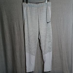 🙈  Nike Dri-Fit Sweatpants Size M